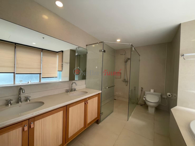 ฿ 80,000/ month Condo for Rent: The Emporio Place, 141 m², 3 bedroom(s)