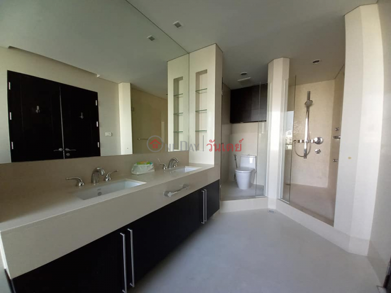 Unfurnished 3-Bedroom Park Chidlom F2 Type, ประเทศไทย | เช่า, ฿ 150,000/ เดือน