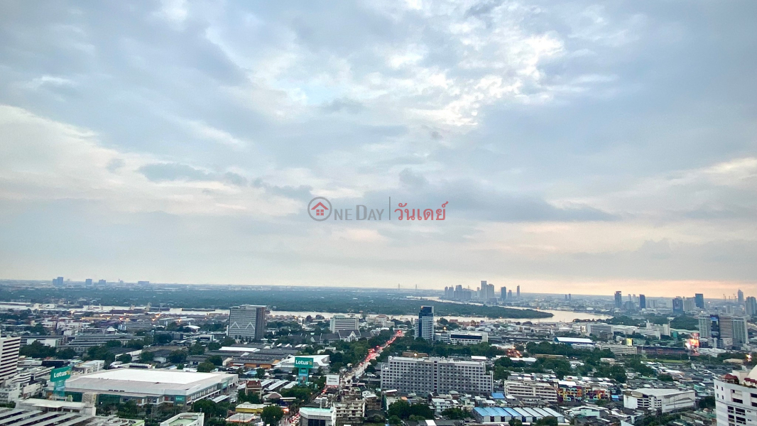 Condo for Rent: The Emporio Place, 162 m², 3 bedroom(s) Rental Listings