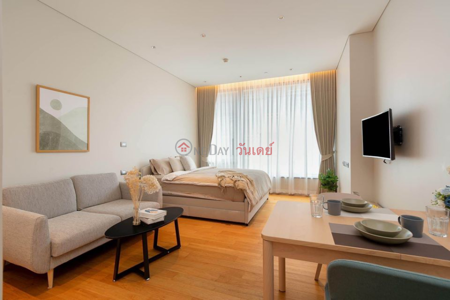 Condo for Rent: Sindhorn Residence, 36 m², 1 bedroom(s) Rental Listings