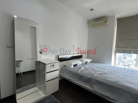 For rent: IDEO Q Phayathai, 1 bedroom, size 41m2, 37th floor, has a bathtub. _0