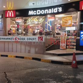 McDonald\'s Robinson Sukhumvit,Khlong Toei, Thailand