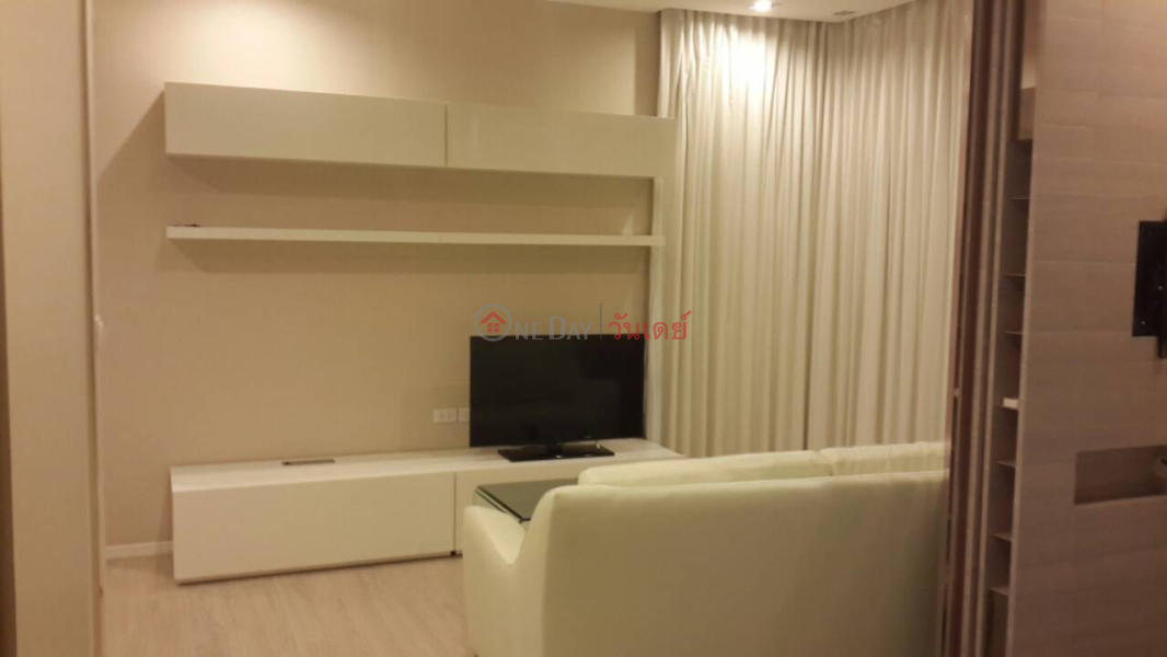 Property Search Thailand | OneDay | Residential Rental Listings | Condo for Rent: The Room Sukhumvit 21, 50 m², 1 bedroom(s)