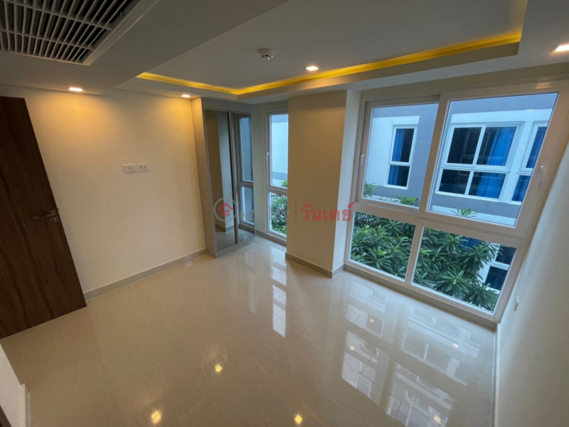 Grand Avenue Pattaya Sales Listings (TRI-3920)