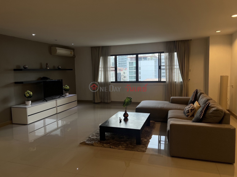 Condo for Rent: Magic Bricks, 220 m², 3 bedroom(s) Rental Listings