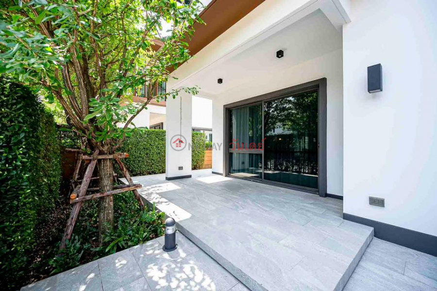 ฿ 150,000/ เดือน บ้านเดี่ยวหรู 4 ห้องนอนให้เช่าในบูราสิริพัฒนากาญจน์