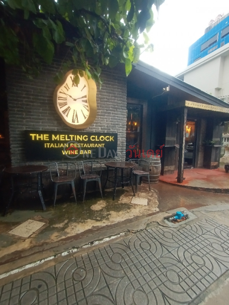 The Metling Clock Restaurant 8/1 Sukhumvit Road 61 (ร้านอาหาร เดอะ เมทลิ้ง คล้อค 8/1ถนนสุขุมวิท61),Watthana | OneDay วันเดย์(2)