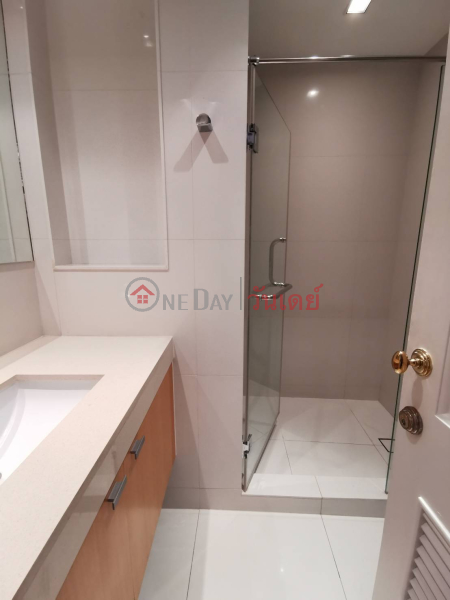 ฿ 130,000/ month Condo for Rent: Athenee Residence, 197 m², 3 bedroom(s)