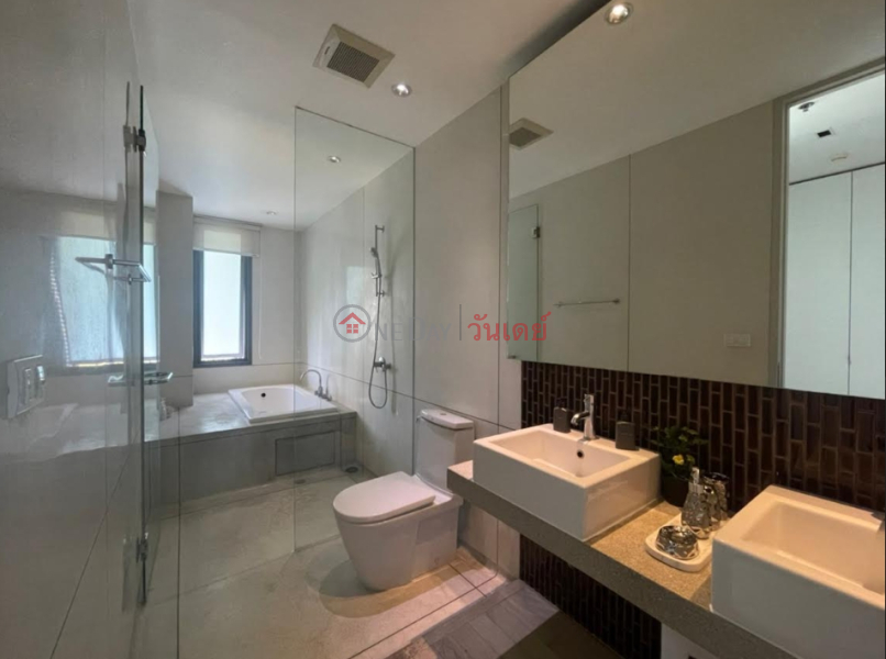 ฿ 72,000/ month, Condo for Rent: Promphan 53, 141 m², 2 bedroom(s)