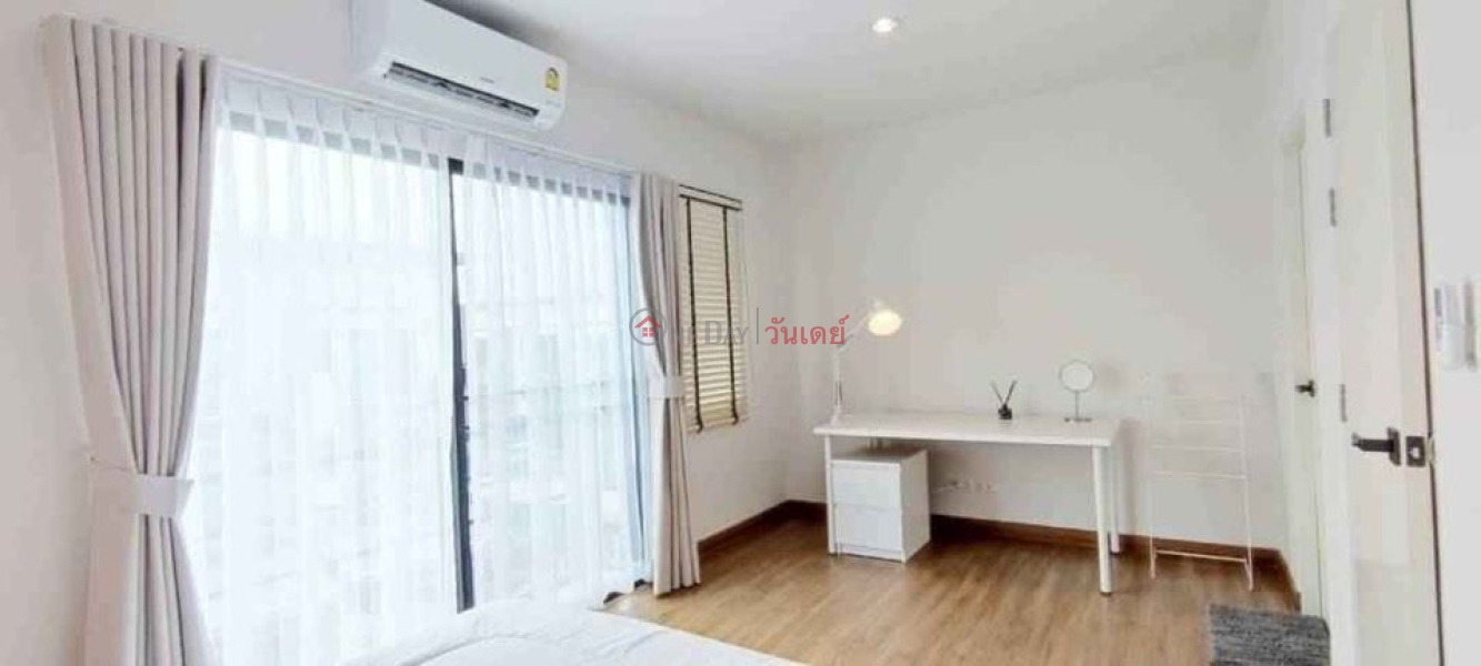 Property Search Thailand | OneDay | Residential | Rental Listings | Townhouse for Rent: Baan Klang Muang Srinakarin, 170 m², 3 bedroom(s)