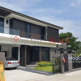 4 Bedroom House For Sale in Manthana Srinakarin Bangna, Bang Kaeo, Samut Prakan _0