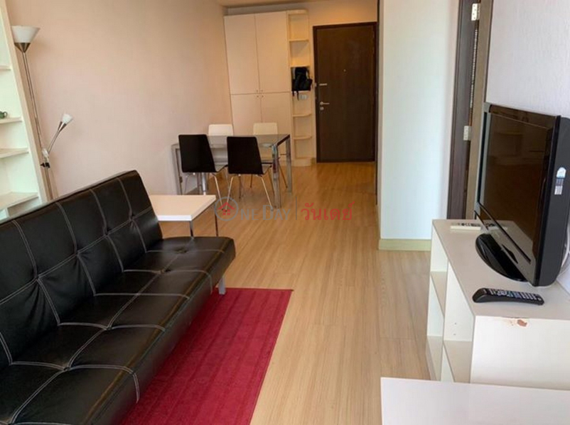 Condo for Rent: Sky Walk Condominium, 50 m², 1 bedroom(s) Rental Listings