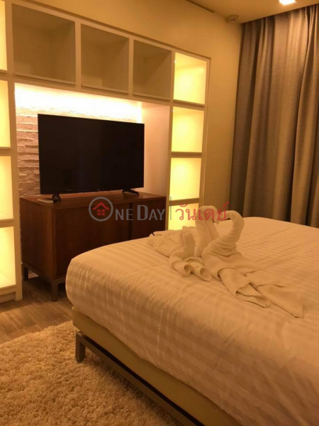 Condo for Rent: Pb Penthouse 2, 230 m², 3 bedroom(s) Rental Listings