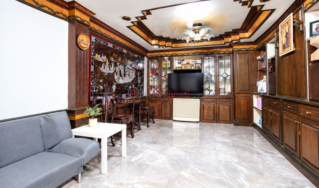 Three-story detached house for sale, Sukhumvit 103/1, near BTS Punnawithi. 8.5 million baht. Sales Listings