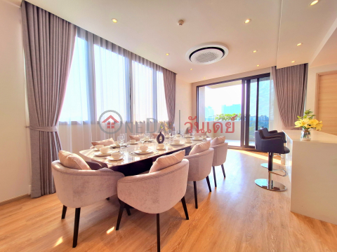 Condo for Rent: Bearing Residence, 195 m², 3 bedroom(s) - OneDay_0