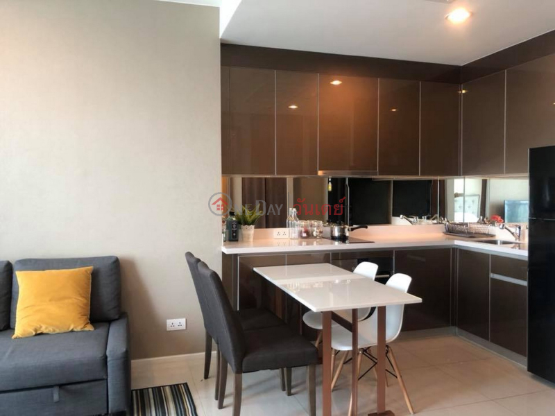 Property Search Thailand | OneDay | Residential Rental Listings, Condo for Rent: Menam Residences, 52 m², 1 bedroom(s)