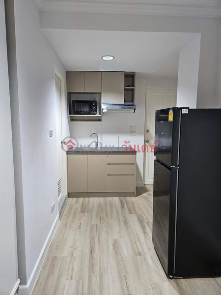 Condo for rent: Silom Park View (4th floor),studio, corner room, fully furnished, ready to move in | Thailand Rental | ฿ 18,000/ month