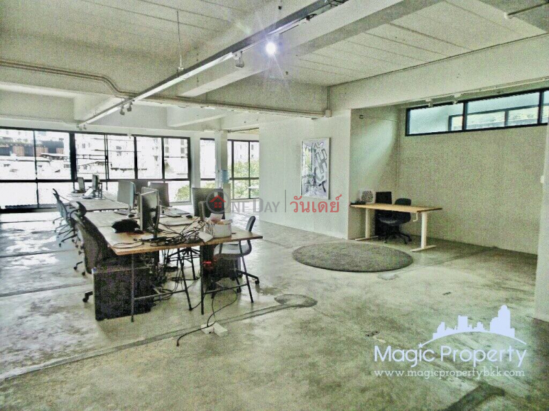 Commercial Building 5 floors For Sale, On Ratchadaphisek Road, Bangkok | Thailand Sales ฿ 64Million