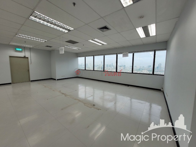 Property Search Thailand | OneDay | Office / Commercial Property Rental Listings RS Tower Ratchadaphisek Road, Din Daeng, Bangkok.