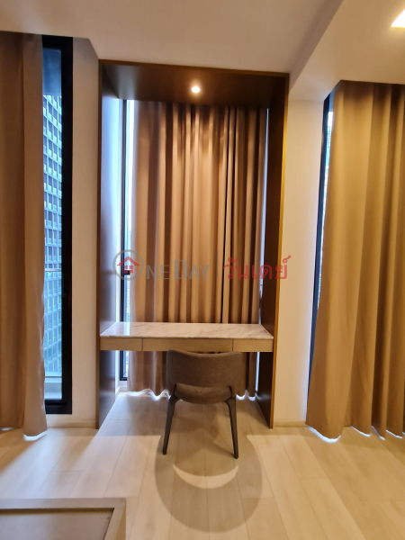 Property Search Thailand | OneDay | Residential, Rental Listings | Condo for Rent: Noble Ploenchit, 46 m², 1 bedroom(s)