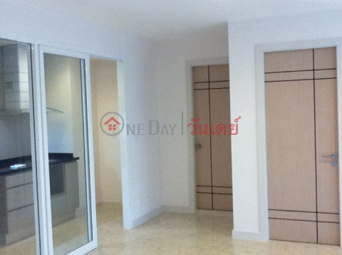 Condo for Sale: The Crest Ruamrudee, 110 m², 2 bedroom(s) - OneDay_0