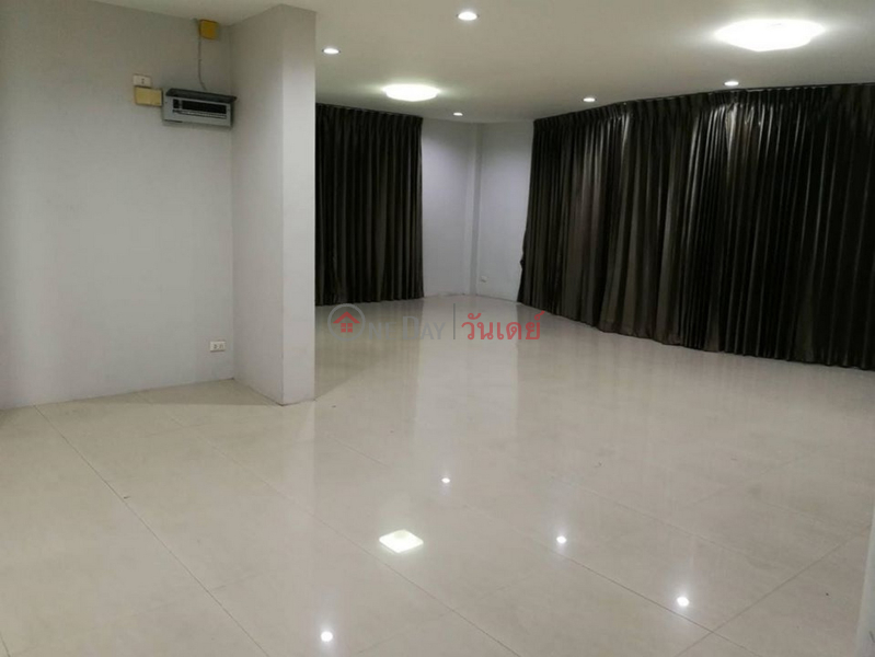 ฿ 38,000/ month House for Rent: Mu Ban Arena Garden Sukhumvit 77, 67 m², 3 bedroom(s)