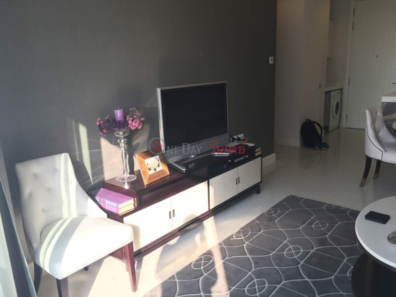 Property Search Thailand | OneDay | Residential Rental Listings | Condo for Rent: Q Langsuan, 80 m², 2 bedroom(s)