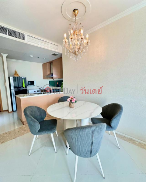 Condo for Rent: The Empire Place, 65 m², 1 bedroom(s) Rental Listings