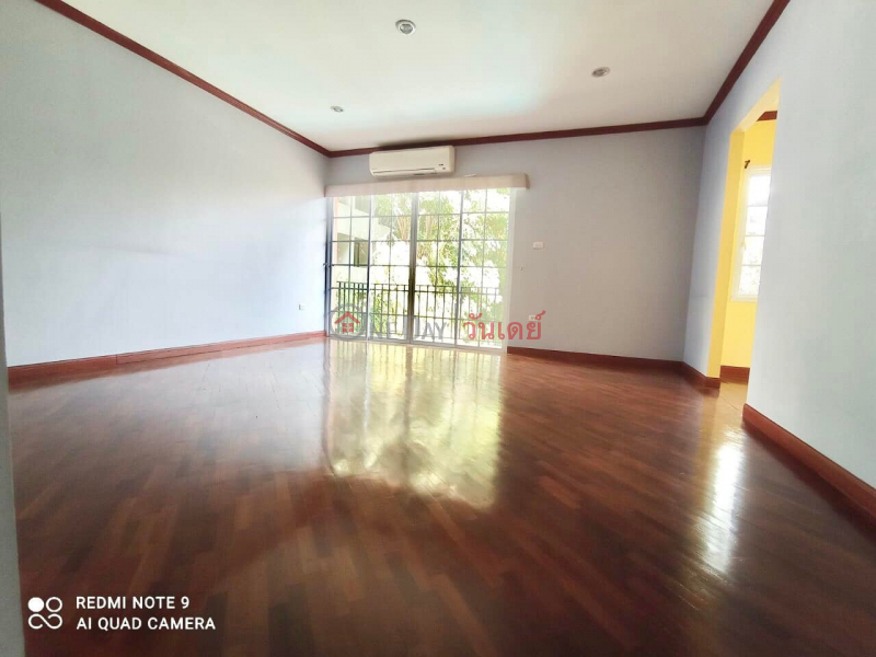 Single House in Prompong Rent for office รายการเช่า (TRI-7917)