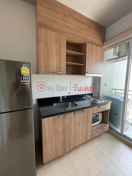 ฿ 32,000/ month Condo for rent: Hive Sathorn (23rd floor)