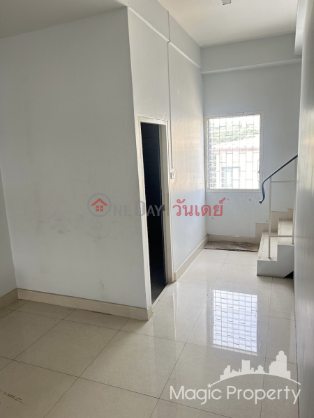 Property Search Thailand | OneDay | Residential Sales Listings 5 Floors Commercial building for Sale on Phetchaburi Road, Huai Khwang, Bangkok