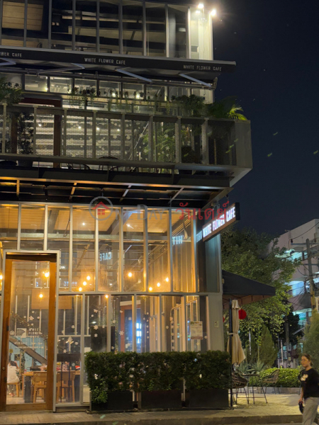 White Flower Cafe (ครัวดอกไม้ขาว),Pathum Wan | OneDay วันเดย์(5)