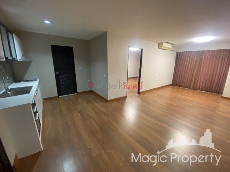 Le cosi Condominium, Watthana, Bangkok Thailand Sales | ฿ 2.25Million