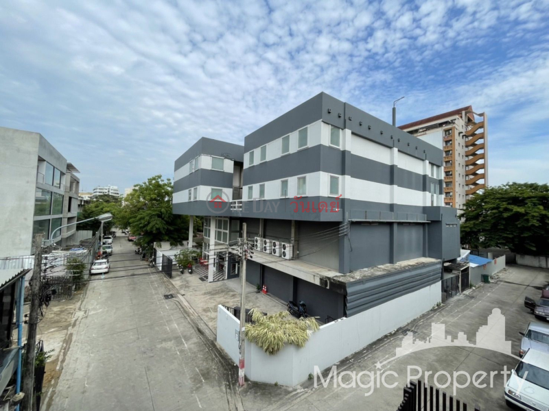 Pridi Banomyong 14, Watthana, Bangkok Sales Listings (MAG-MGP1263)