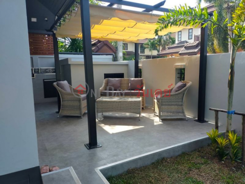 Executive House 4 Beds 5 Baths Pattaya (TRI-17256)_0