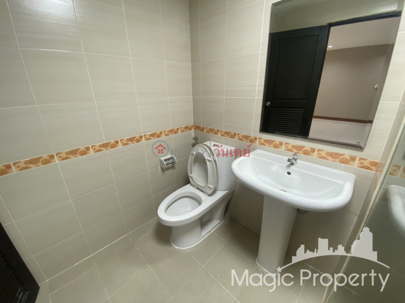 ฿ 2.25Million | Le cosi Condominium, Watthana, Bangkok