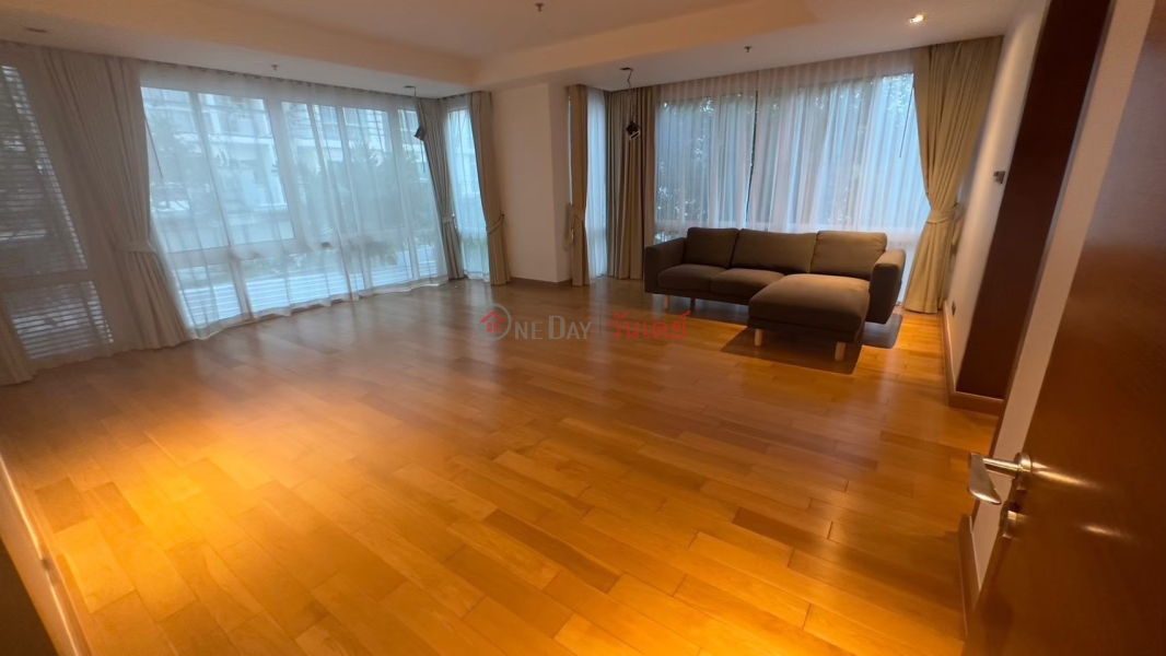 ฿ 180,000/ month, Condo for Rent: Belgravia Residences, 295 m², 4 bedroom(s)