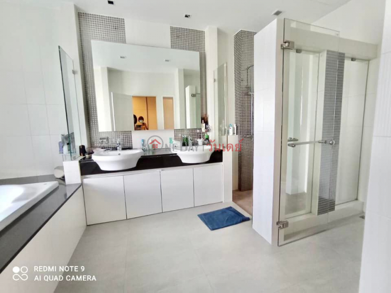 ฿ 34Million, Modern House in Compound closed Thonglor