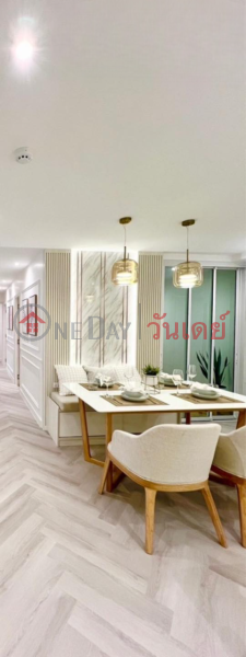 ฿ 7.5Million | Fortune Condo Town 3 Beds 2 Baths Soi Narathiwas 24