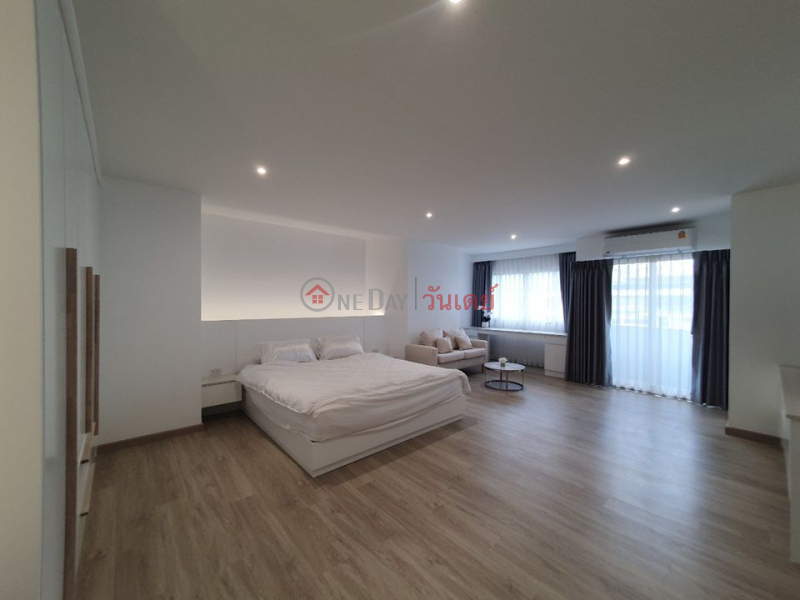 ฿ 70,000/ month, Condo for Rent: Silom Condominium, 144 m², 2 bedroom(s)