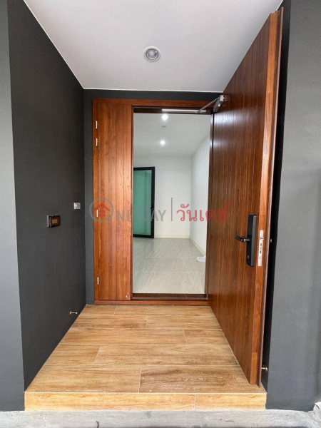 อื่นๆ สำหรับ เช่า: Townhome, 259 ตร.ม., 3 ห้องนอน | ประเทศไทย | เช่า | ฿ 130,000/ เดือน