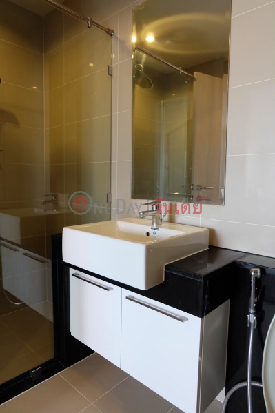 ฿ 34,000/ เดือน | คอนโด สำหรับ เช่า: Supalai Lite Sathorn - Charoenrat, 80 ตร.ม., 2 ห้องนอน