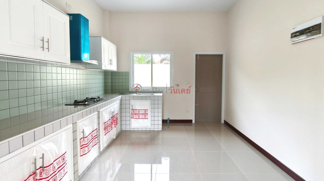 ฿ 5.2Million/ month 3 BEDROOM HOUSE FOR SALE NEAR NARAI ROAD & MAE RAMPHUENG BEACH IN RAYONG