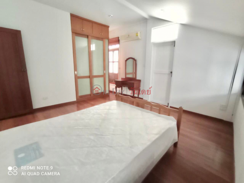 ฿ 120,000/ month, Single House in Compound closed BTS Prompong