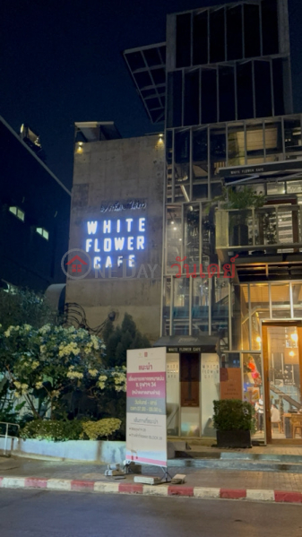 White Flower Cafe (ครัวดอกไม้ขาว),Pathum Wan | OneDay วันเดย์(3)