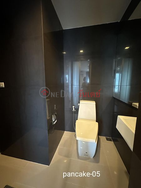 ฿ 25,000/ month Condo for rent: Rhythm Sathorn (11th floor),fully furnished