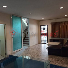 Others for Rent: Townhome, 145 m², 4 bedroom(s) - OneDay_0