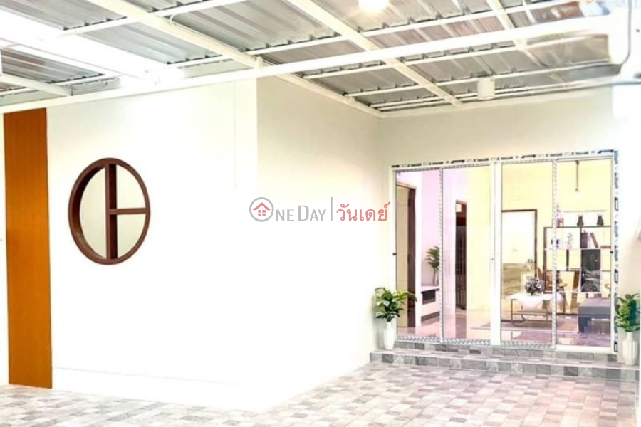 ฿ 2.22Million | Town House For Sale Soi Chaiyapornvitee