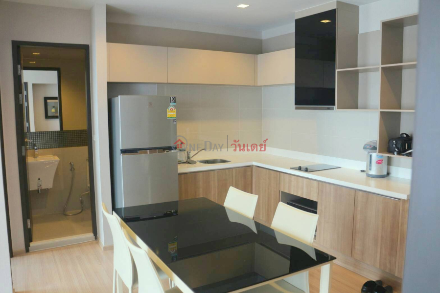 Property Search Thailand | OneDay | Residential, Rental Listings | Condo for Rent: Rhythm Sathorn, 65 m², 2 bedroom(s)