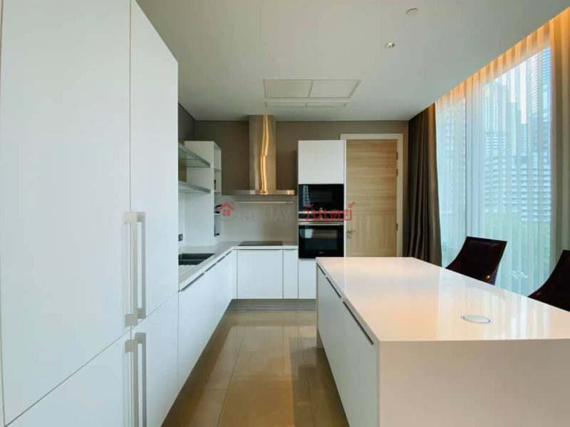 Property Search Thailand | OneDay | Residential, Rental Listings, Condo for Rent: Sindhorn Residence, 140 m², 2 bedroom(s)